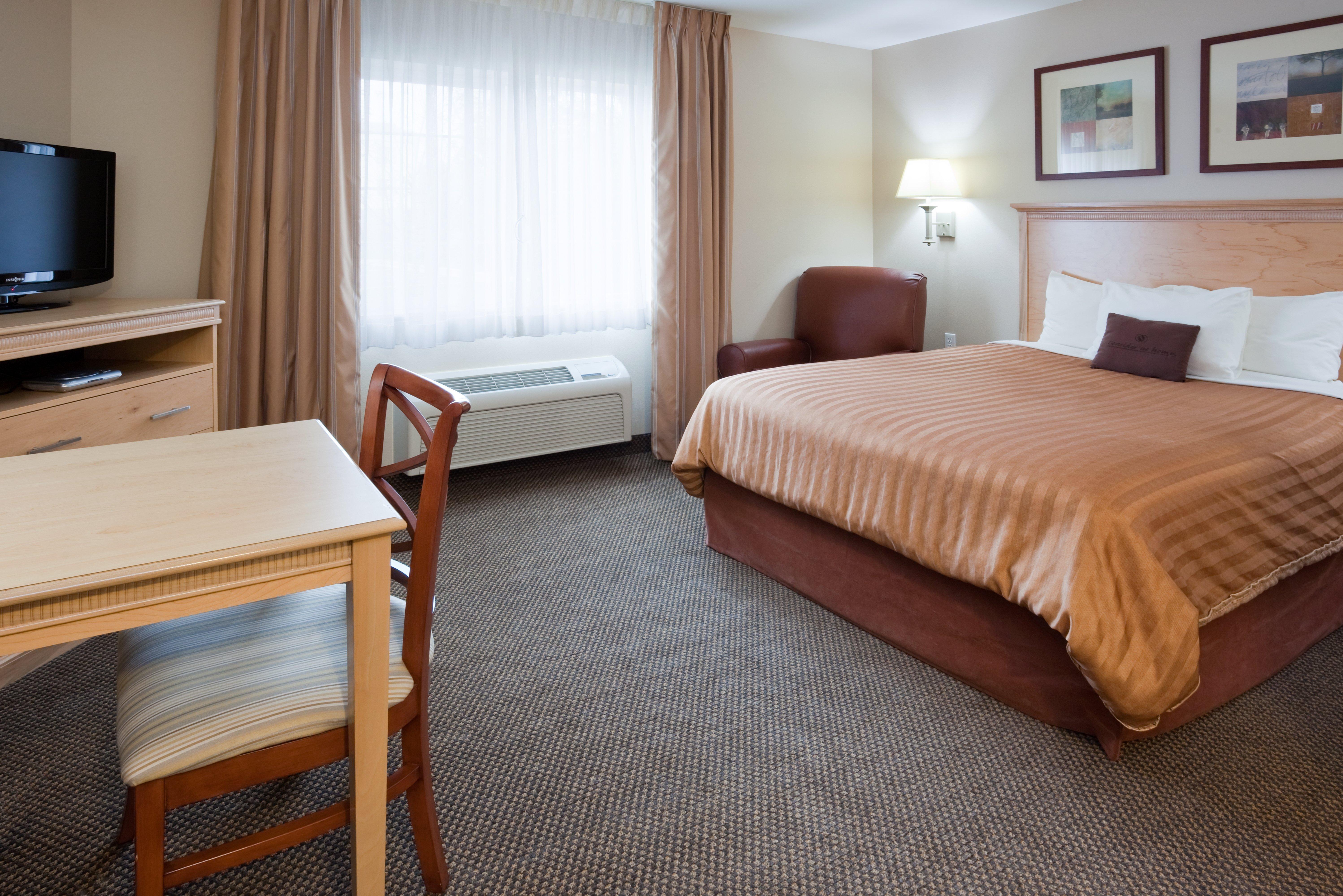 Candlewood Suites Milwaukee Brown Deer, An Ihg Hotel Εξωτερικό φωτογραφία